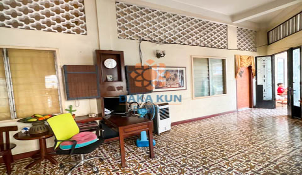 Condo for Sale in Phnom Penh-near Kandal Market